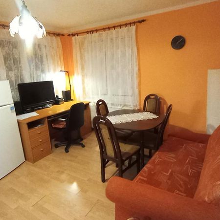 Hannah - Relax Dom Pod Orechom Apartman2 Trávnica المظهر الخارجي الصورة
