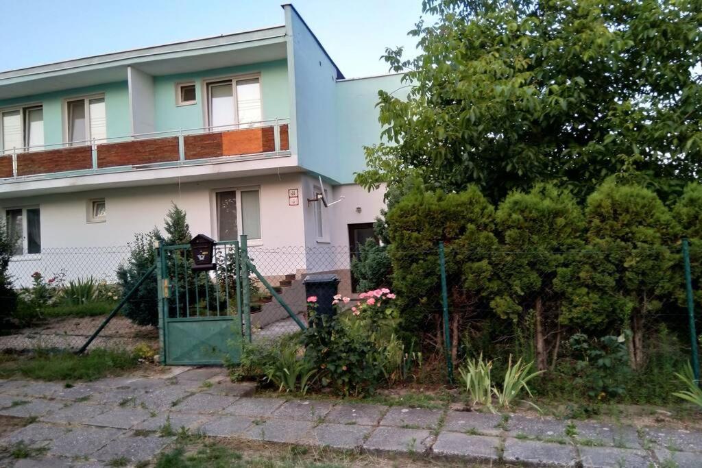 Hannah - Relax Dom Pod Orechom Apartman2 Trávnica المظهر الخارجي الصورة